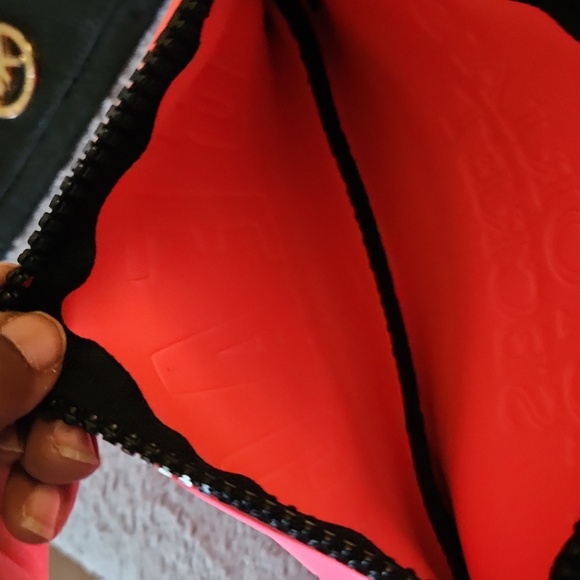 NWOT !! VICTORIA SECRET BEACH BAG !! - Picture 3 of 3